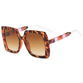  Vara Călătoresc ochelari de Soare, Mare Cadru Pătrat Nuante UV400 Epocă Ochelari de Soare pentru Femei de Moda Transparent Rama de Ochelari